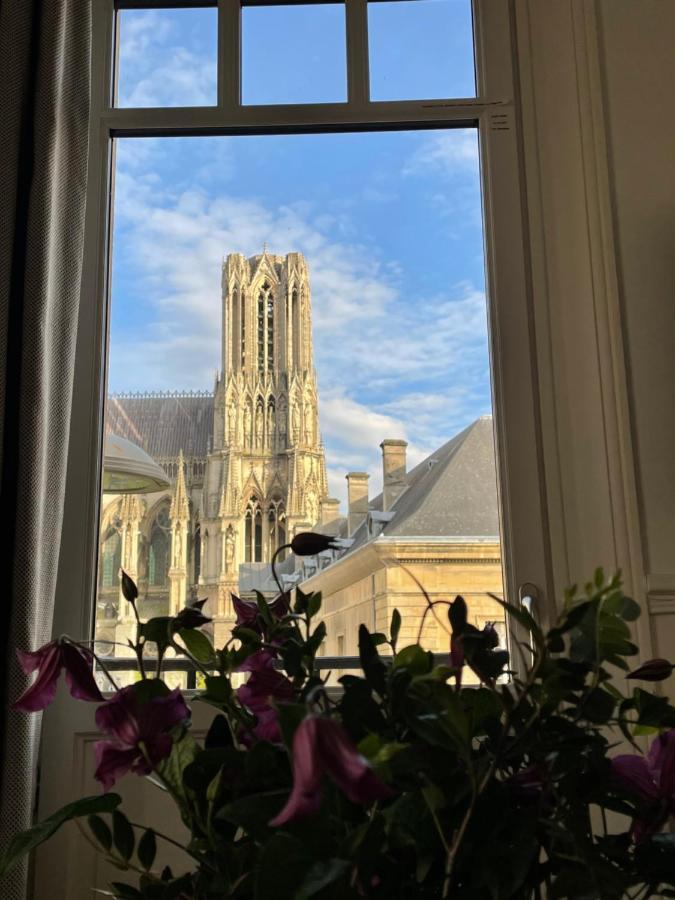 Ferienwohnung Les Berceaux De La Cathedrale Reims Exterior foto