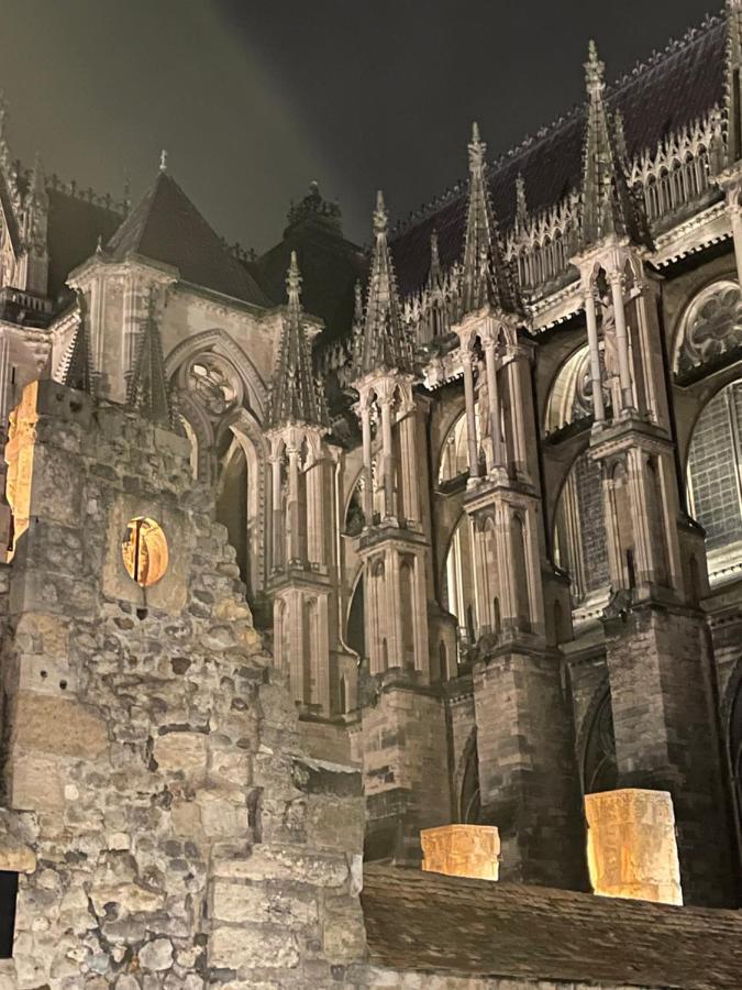 Ferienwohnung Les Berceaux De La Cathedrale Reims Exterior foto