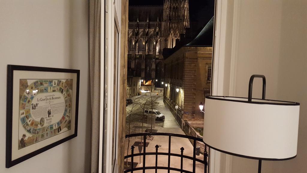 Ferienwohnung Les Berceaux De La Cathedrale Reims Exterior foto